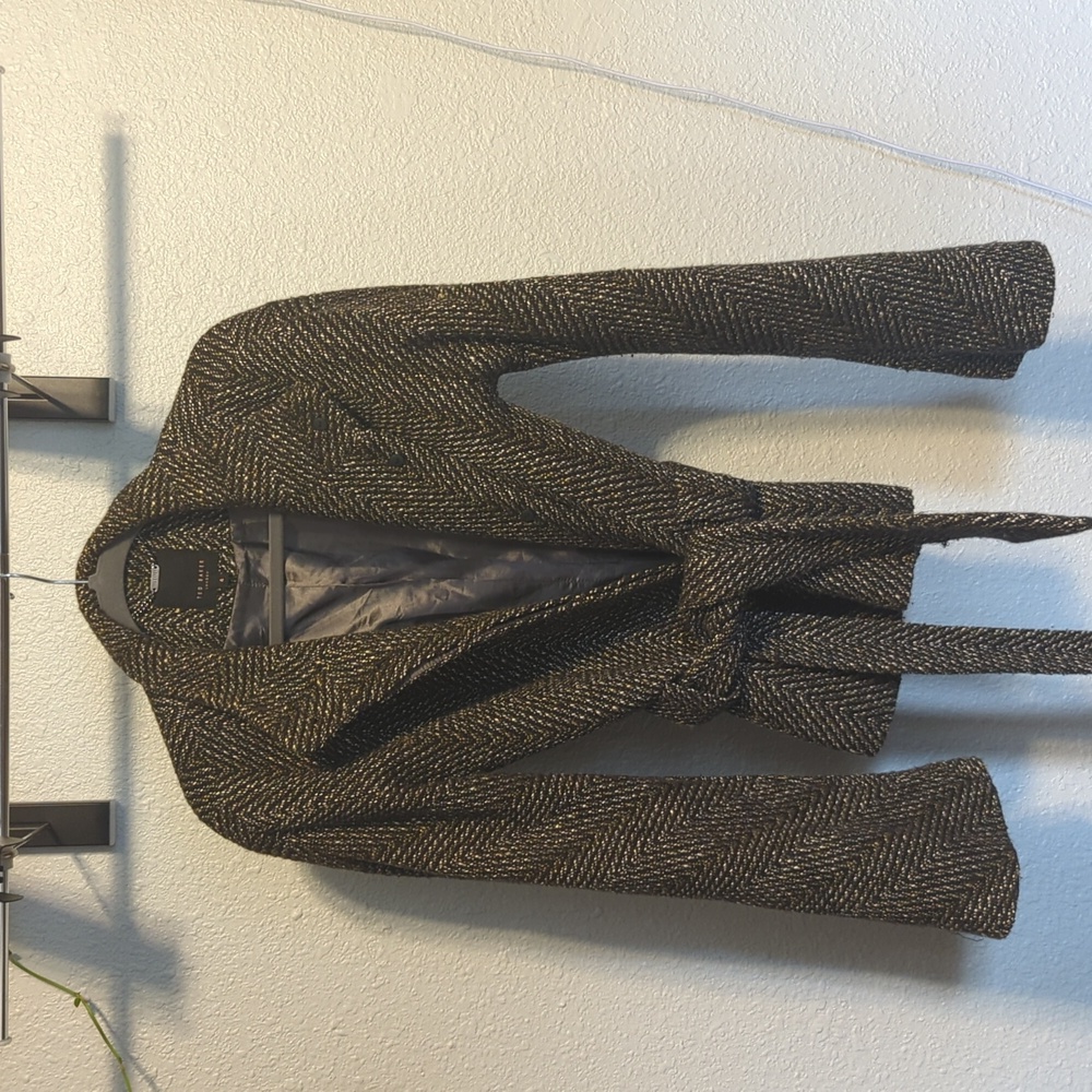 Ted Baker size 4 jacket fits like a large